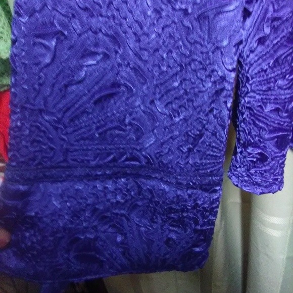 Blouse - Picture 2 of 2